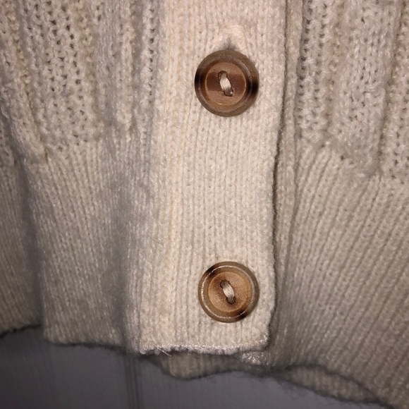 Vintage M 5 button sweater vest, off-white/cream - Picture 5 of 11